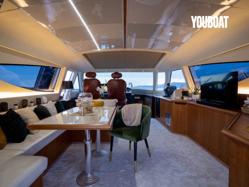 Fashion Yachts 68 - 2x1550ch Mitsubishi (Die.) - 730.000 €
