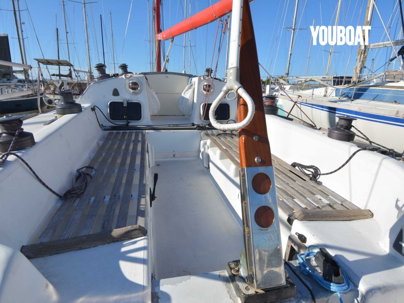 Fountaine Pajot Prototype One Tonner - 28ch LDW 1003 Lombardini (Die.) - 10.1m - 1982 - 54.000 €