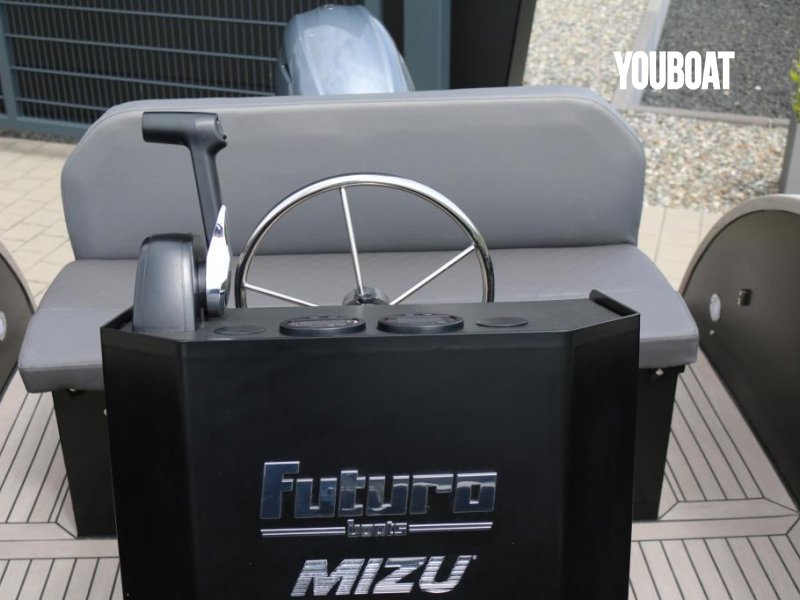 Futuro ZX 20 - 60PS Suzuki - 5.5m - 2022 - 44.900 €