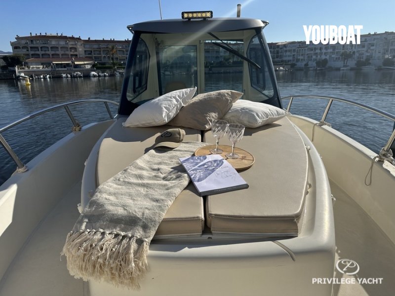 Garbin Yachts 26 - 240cv Moteur V6 240 Volvo Penta (Gas.) - 7.83m - 2022 - 74.000 €