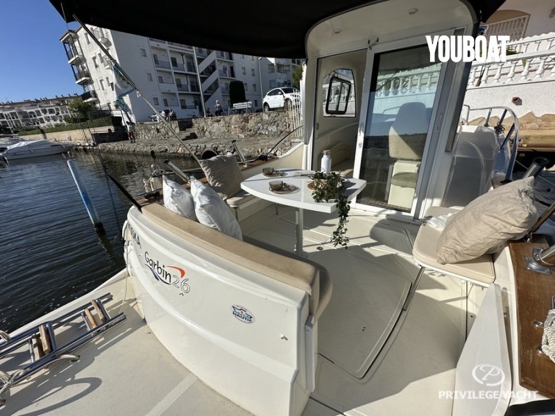 Garbin Yachts 26 - 240ch Moteur V6 240 Volvo Penta (Ess.) - 7.83m - 2022 - 74.000 €