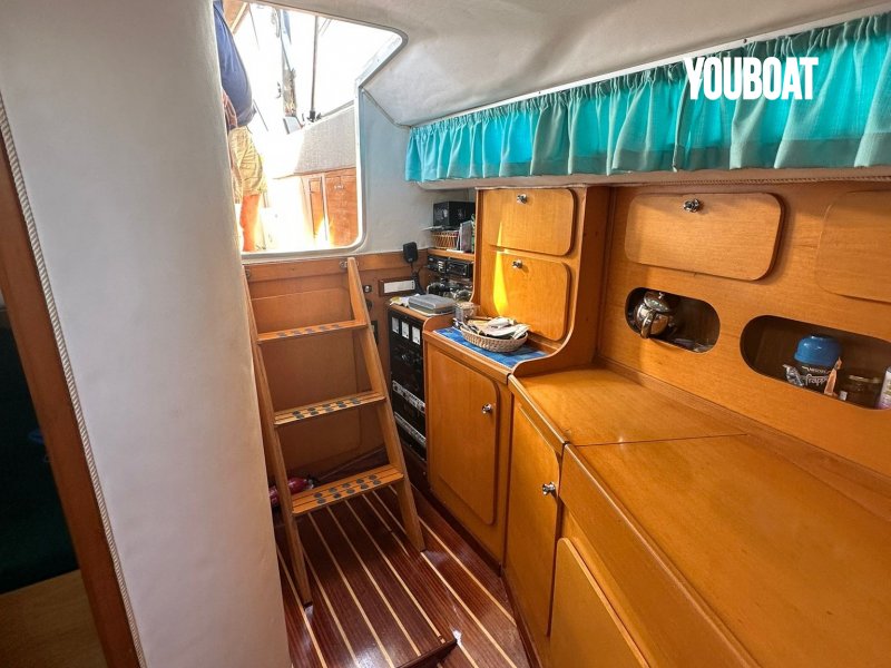 Gobbi 31 Cabin - 2x260hp Volvo Penta (Ben.) - 9.3m - 1986 - 55.000 €