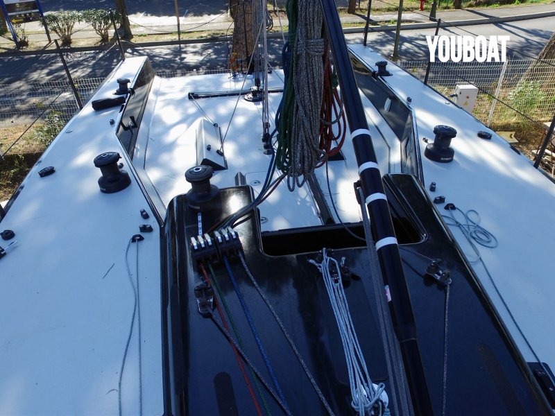 Ice Yachts 33 - 9.9cv Yamaha (Gas.) - 9.99m - 2015 - 89.000 €