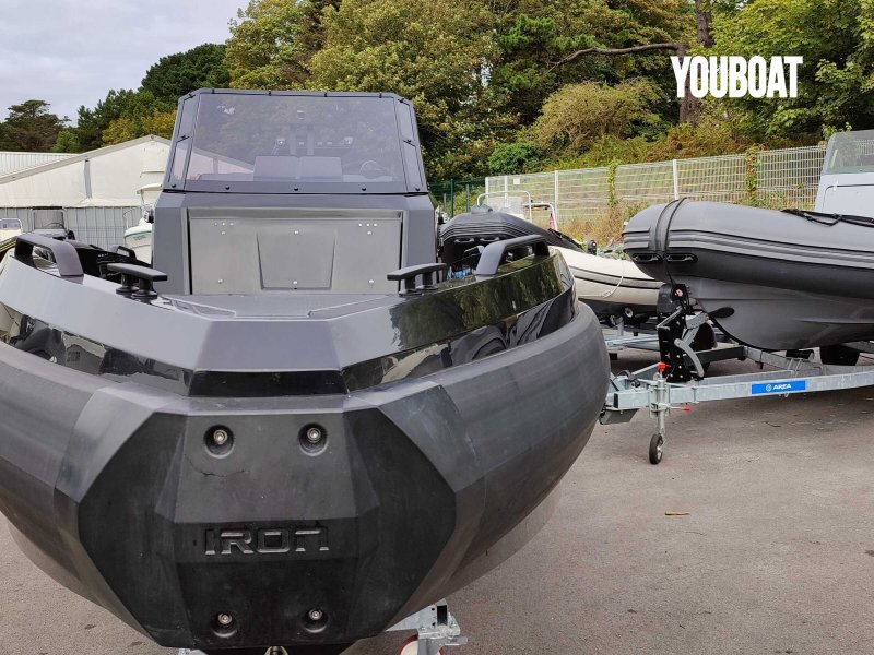 Iron Boats 647 - 200ch V6 Mercury (Ess.) - 6.52m - 2023 - 56.990 €