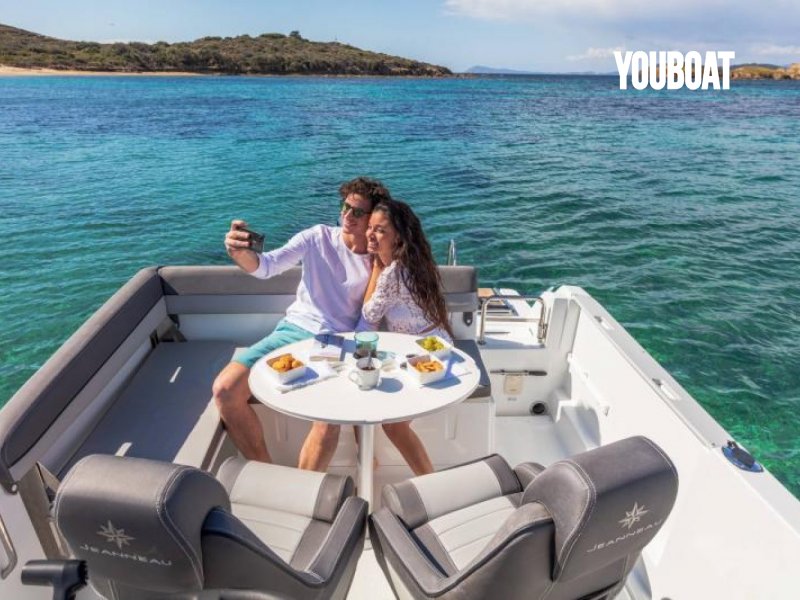 Jeanneau Cap Camarat 6.5 CC Serie 3 à vendre - Photo 2