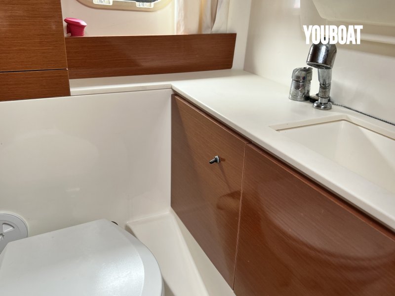 Jeanneau Leader 8 à vendre - Photo 11