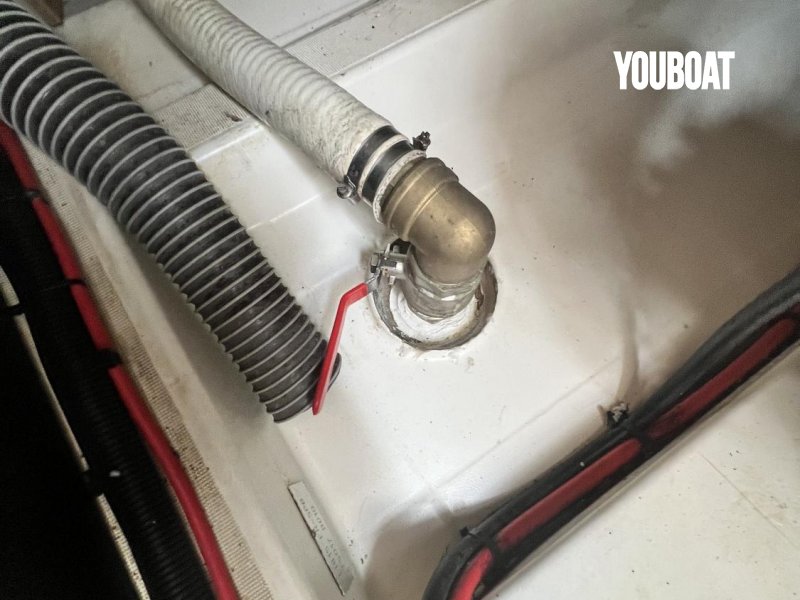 Jeanneau Leader 8 à vendre - Photo 17