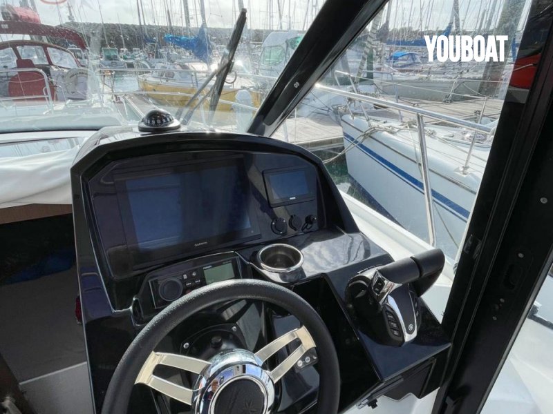 Jeanneau Merry Fisher 895 Offshore - 2x400ch 2x200 Yamaha (Ess.) - 9.07m - 2023 - 175.000 €