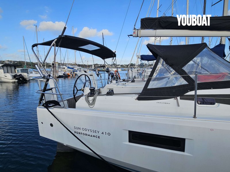 Jeanneau Sun Odyssey 410 Performance