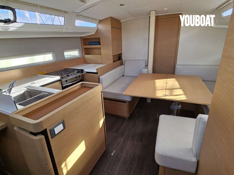 Jeanneau Sun Odyssey 410 Performance
