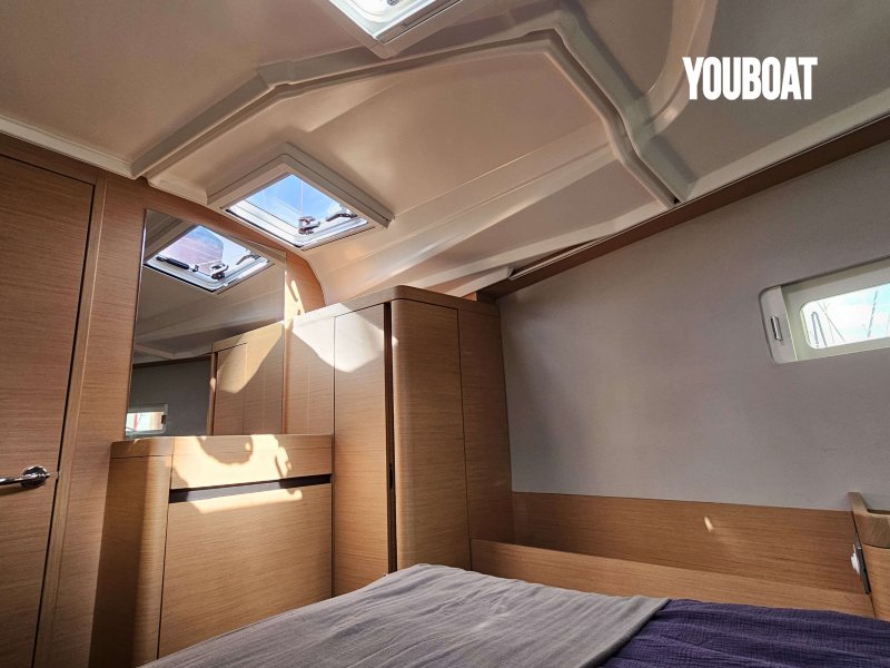 Jeanneau Sun Odyssey 410 Performance
