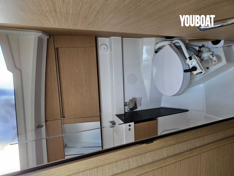 Jeanneau Sun Odyssey 410 Performance