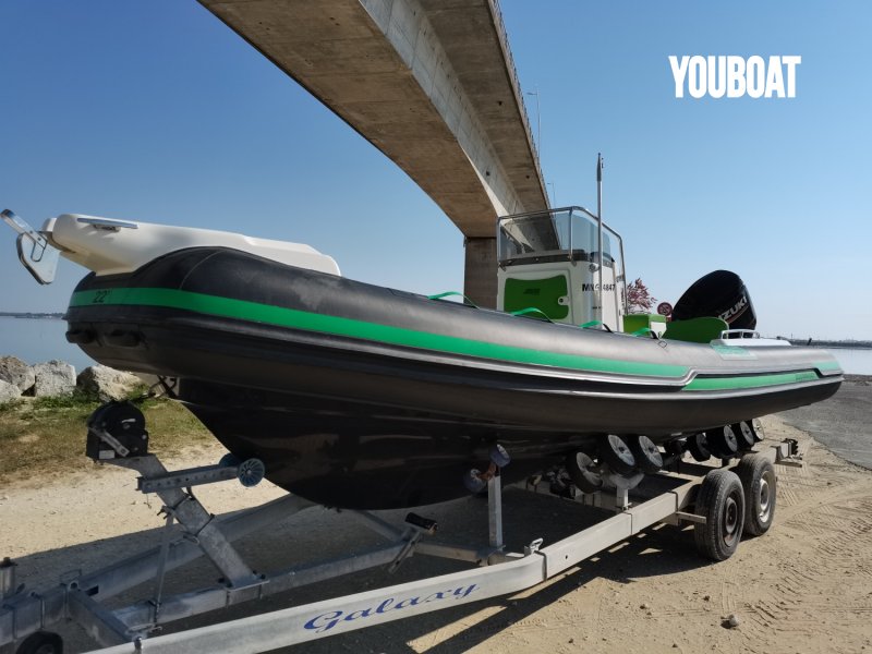 Joker Boat Clubman 22 - 200ch Suzuki (Ess.) - 6.7m - 230 € / 1/2j.