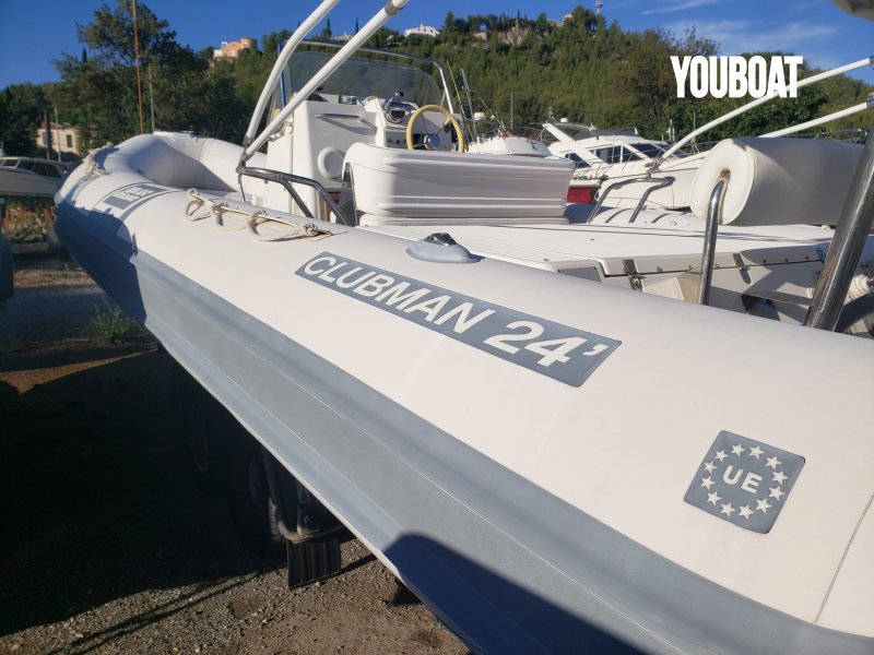 Joker Boat Clubman 24 - 250ch 4 temps injection Honda (Ess.) - 7.46m - 2003 - 28.000 €