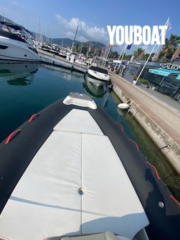 Joker Boat Clubman 24 - 225ch BETU Yamaha (Ess.) - 7.46m - 2022 - 90.000 €