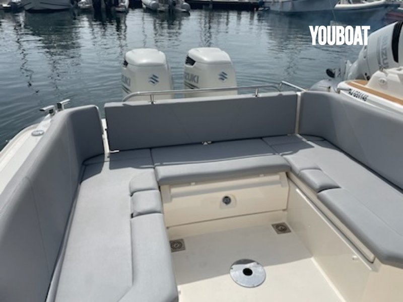 Joker Boat Clubman 28 - 2x250ch Suzuki (Ess.) - 8.5m - 2021 - 123.000 €