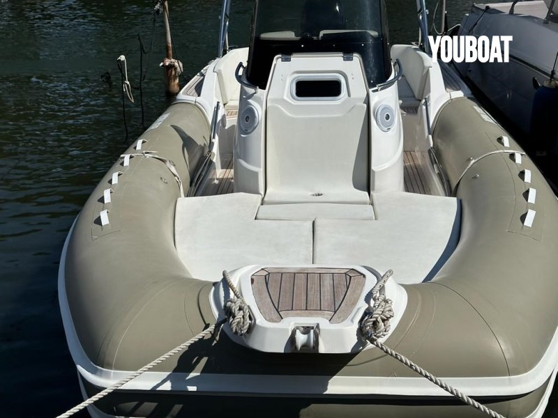 Joker Boat Clubman 28 - 350cv inox Mercury (Gas.) - 8.5m - 2015 - 79.000 €