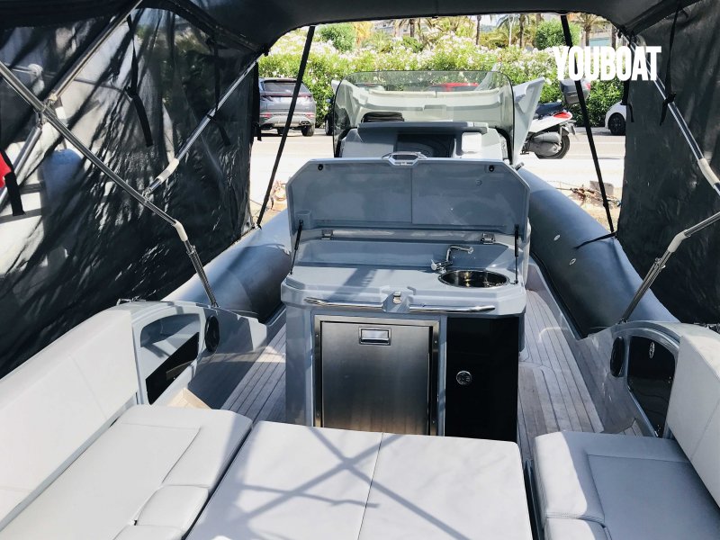 Joker Boat Clubman 30 - 2x300ch APX Suzuki (Ess.) - 9.5m - 2019 - 145.000 €