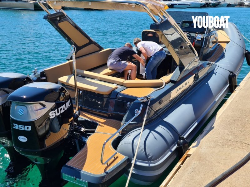 Joker Boat Clubman 35 - 2x350ch Suzuki (Ess.) - 10.7m - 2021 - 250.000 €
