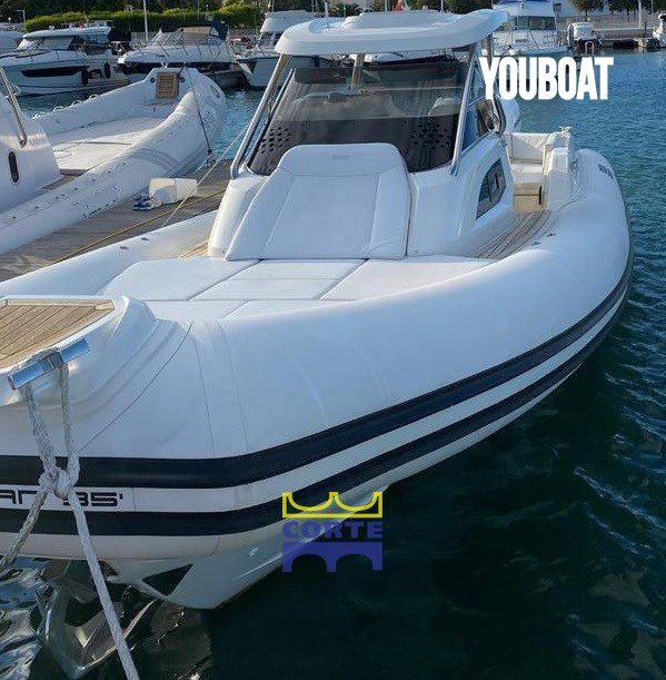 Joker Boat Clubman 35 - 2x400hp Mercury (Ben.) - 9.99m - 2020 - 270.000 €