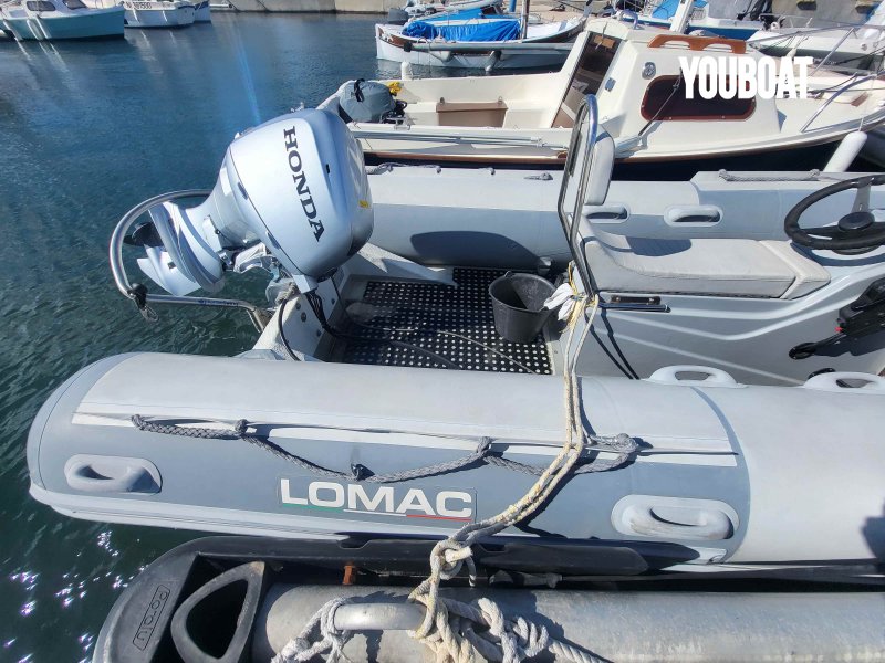 Lomac 460 Club - 50ch BF 50 Honda (Ess.) - 4.66m - 2010 - 7.900 €