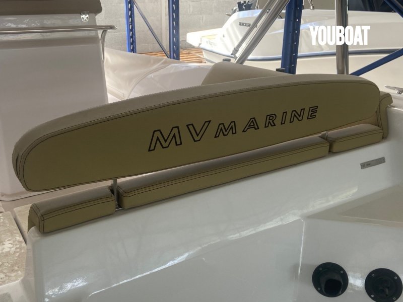 MV Marine 27 GT - 300ch direction électro-hydraulique Mercury (Ess.) - 7.85m - 2022 - 99.900 €