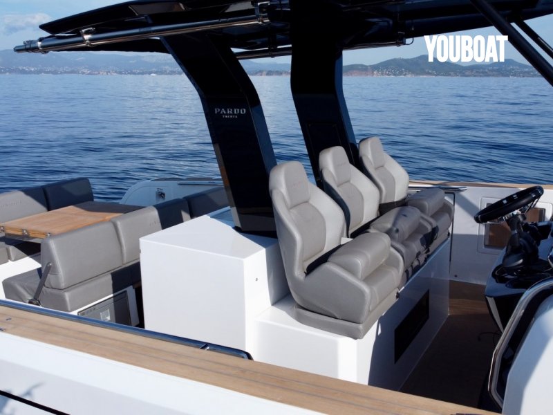 Pardo Yachts 38 - 2x440ch Volvo Penta (Die.) - 11.9m - 2022 - 649.000 €