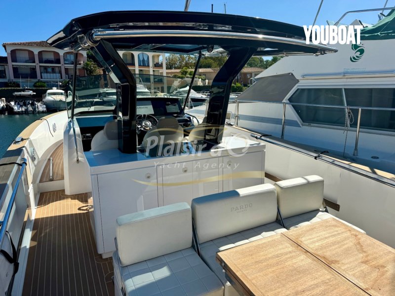 Pardo Yachts 38