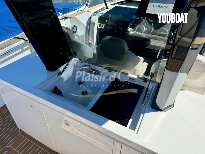 Pardo Yachts 38