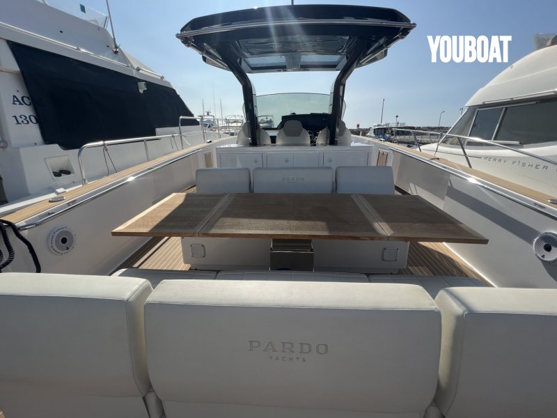 Pardo Yachts 38 - 2x380ch D6-380 Volvo (Die.) - 10.97m - 2021 - 520.000 €