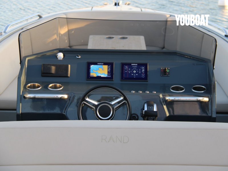 Rand Boats Play 24 - 250ch Mercruiser (Ess.) - 7.44m - 2023 - 139.000 €