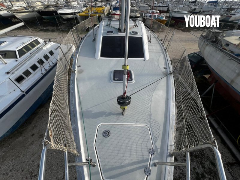 RM Yachts 1060 - 30ch Volvo Penta - 10.57m - 2011 - 109.000 €