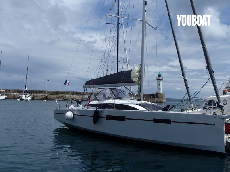 RM Yachts 1070 - 30ch hélice bipales repliable Volvo (Die.) - 10.7m - 2019 - 1980 € / s.