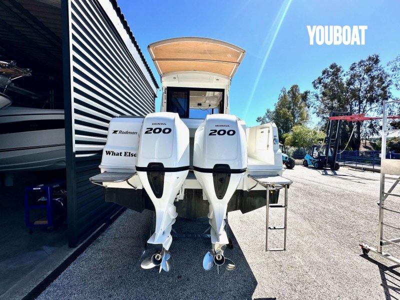 Rodman 890 Ventura - 2x200ch BF 200 Honda (Ess.) - 8.9m - 2019 - 109.000 €