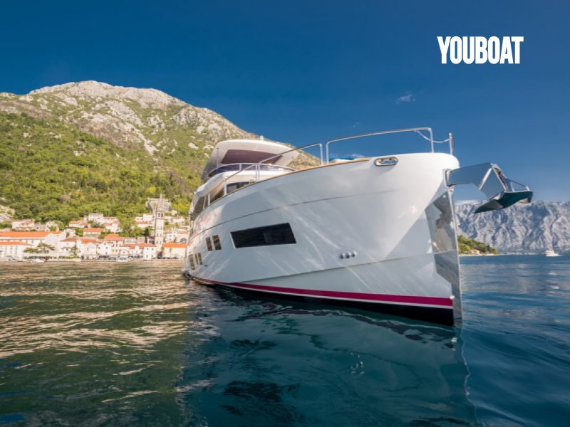 Sirena Yachts 64 - 2x850cv Caterpillar (Die.) - 20.74m - 2020 - 1.990.000 €