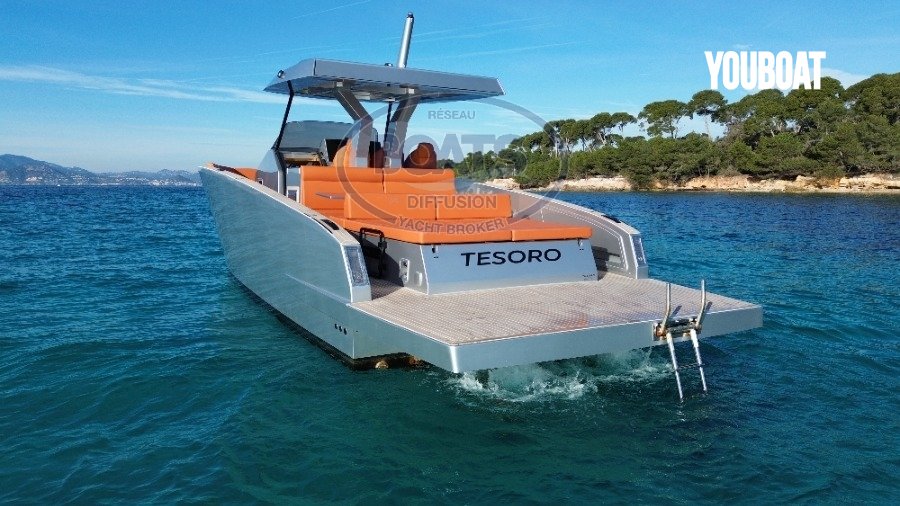Tesoro T-40 - 2x300ch Volvo Penta (Die.) - 12.36m - 2023 - 480.000 €