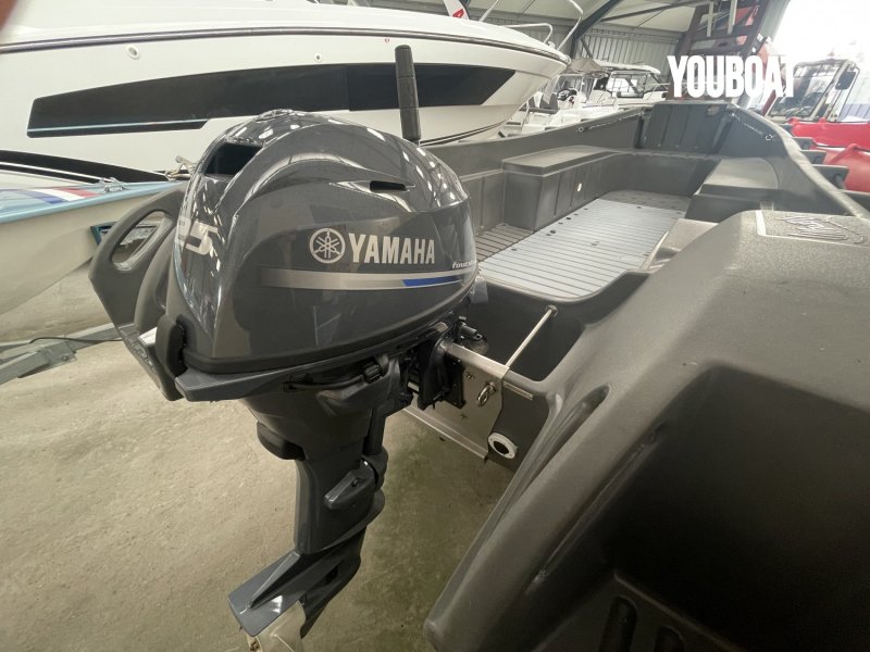 Whaly 435R Professionnel - 25ch Yamaha (Ess.) - 4.5m - 6.709 €