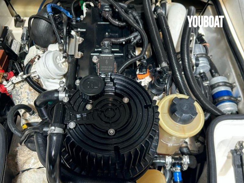 Williams Performance Tenders Turbojet 325 - 96hp Moteur Weber Rotax 900 ACE - réservoir 40l (Gas.) - 3.29m - 2011 - 12.846 £