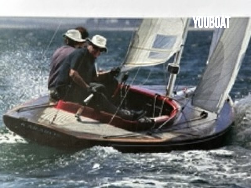 Yachtwerft Wirz Dragon - - - 8.9m - 1985 - 5.000 €