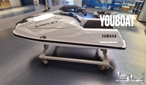 Yamaha Super Jet - 101hp Yamaha - 2.43m - 2022 - 12.286 €