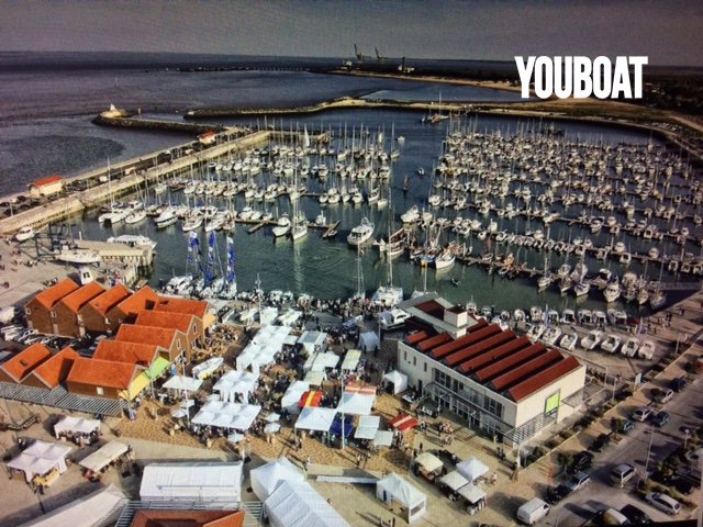 Place de port Estuaure de la Gironde 8x3 -  - 18.000 €