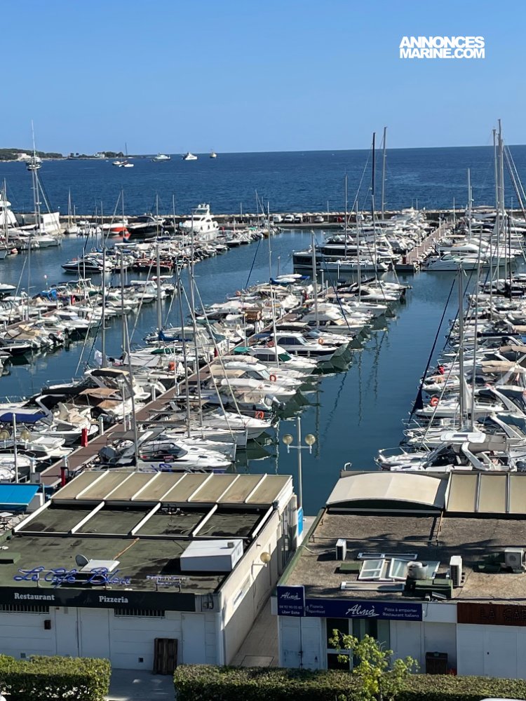 Ponton fixe d'amarrage Place de Port 8x3. Port Camille Rayon Le Golfe Juan Entre Cannes et Antibes  vendre - Photo 1