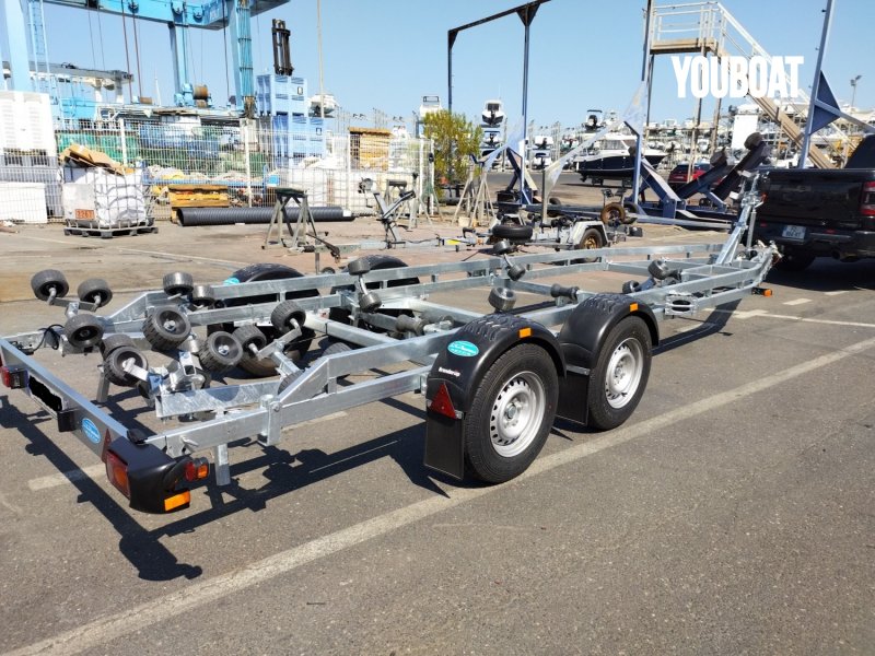 Remorque porte-bateau Brenderup PTC 3500 kg -  - 6.900 €