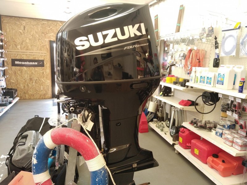Suzuki DF150A - 150ch Suzuki (Ess.) - 150ch - 2022 - 18.570 €