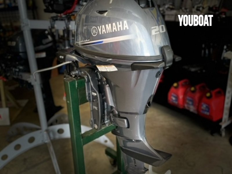 Yamaha F20 GMH à vendre par 