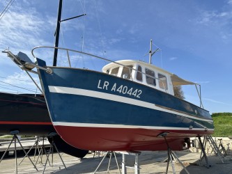 bateau Rhea Rhea 750