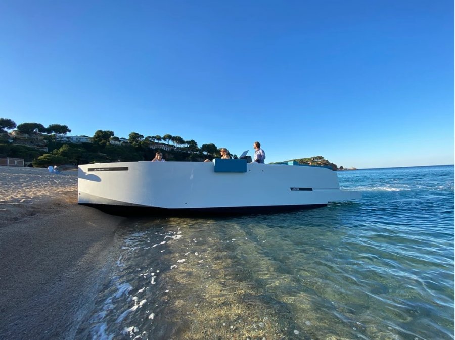 annonce bateau De Antonio Yachts D28 Deck
