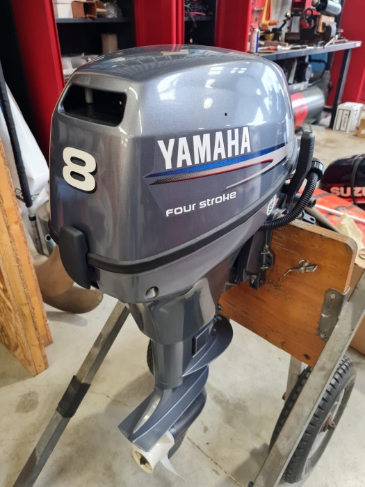 Yamaha F8M à vendre par 