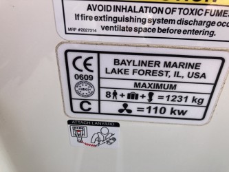 Bayliner VR5 Cuddy OB � vendre - Photo 16