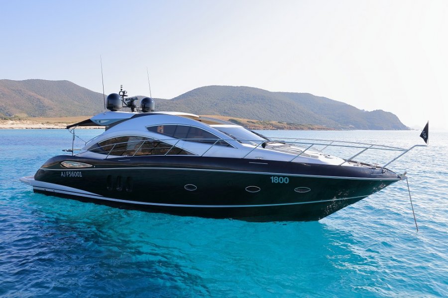 Sunseeker Predator 52